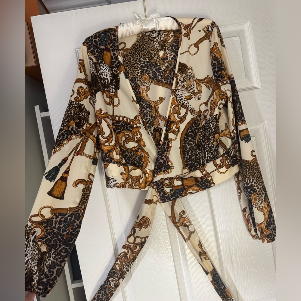 Wrap shirt fits size S/M